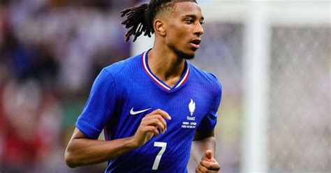 Équipe de France : Michael Olise, l’attraction de la rentrée, en .